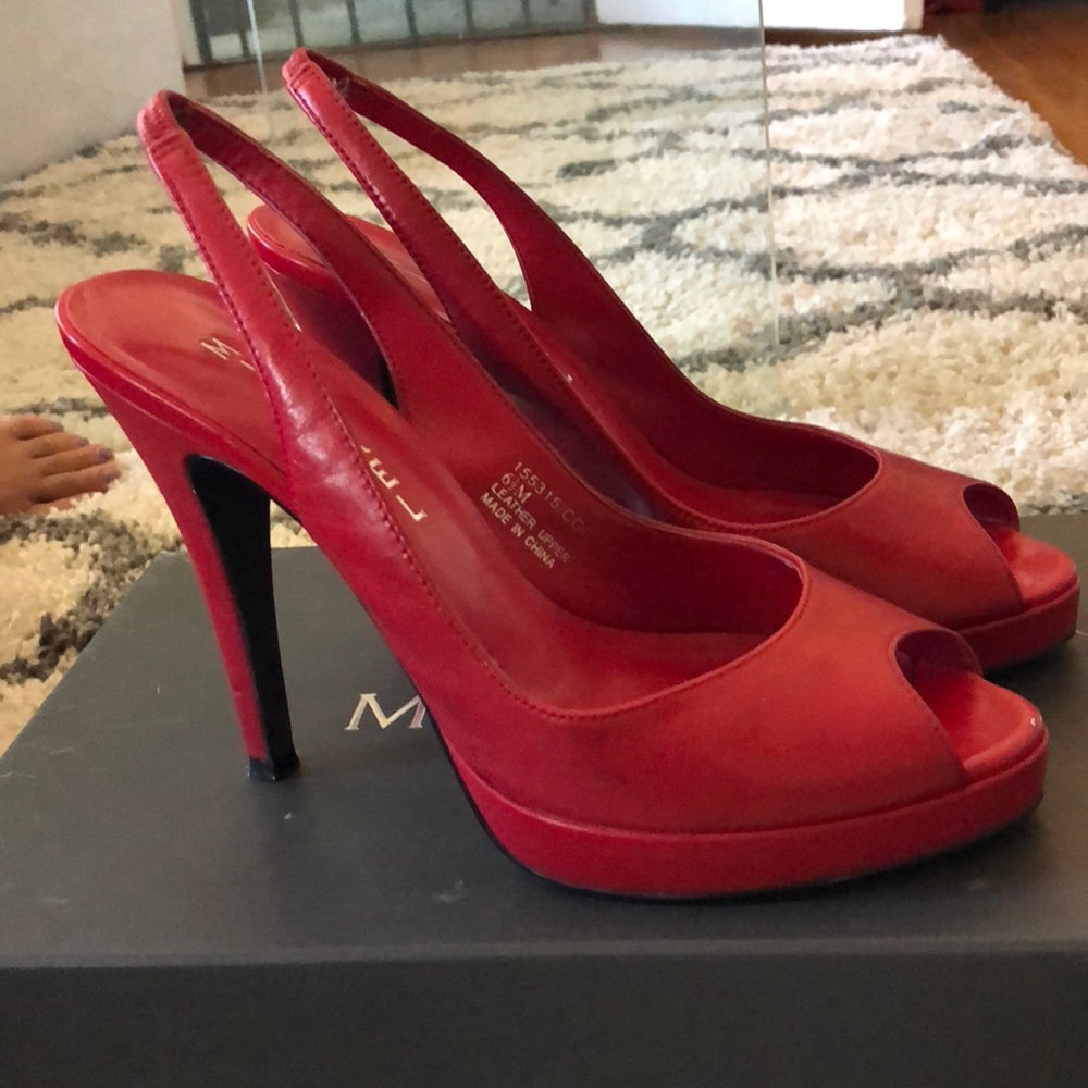 Micheael by Michael Shannon Red Córdova Heels Pump